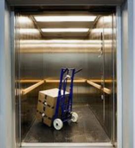 China 1.5m/s Traction Freight Elevator 2000KG Hydraulic Warehouse Lift wholesale