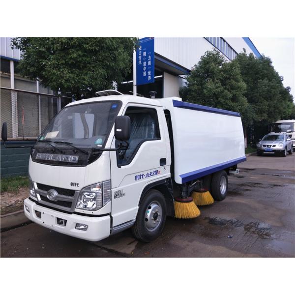 4*2 Foton Mini Road Sweeper Truck 2.5m3 Street Cleaning Trucks