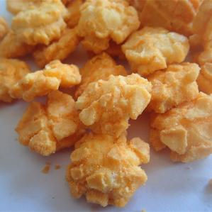 China Cheese Flavored Fried Rice Crackers Pastry Puffed Rice Crackers wholesale