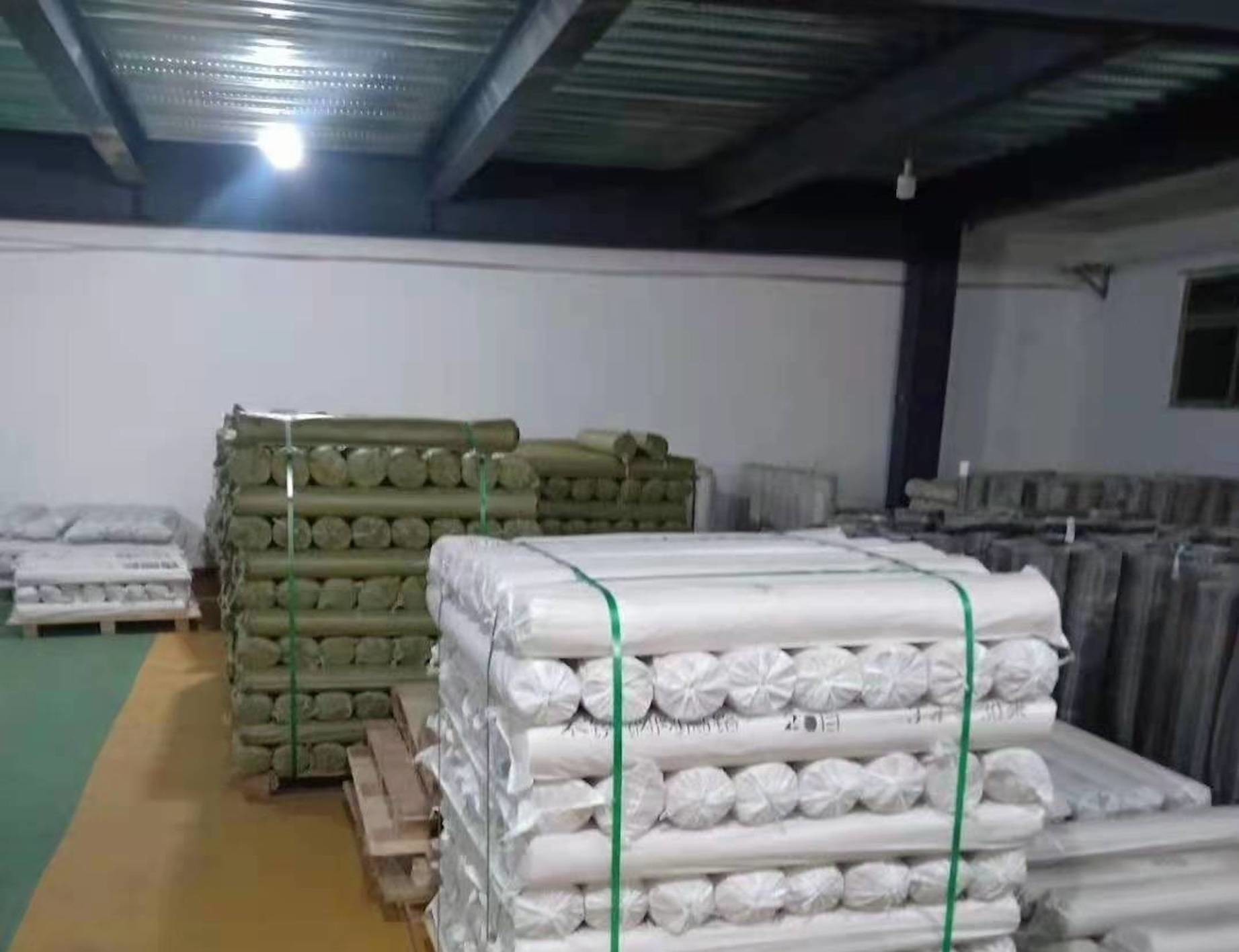 Dipping Plastic Wire Rod Crimped Wire Mesh Black Iron Wire Mesh