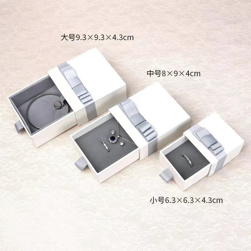 Paper Packaging Boxes White Empty Jewelry Gift Boxes With Bow