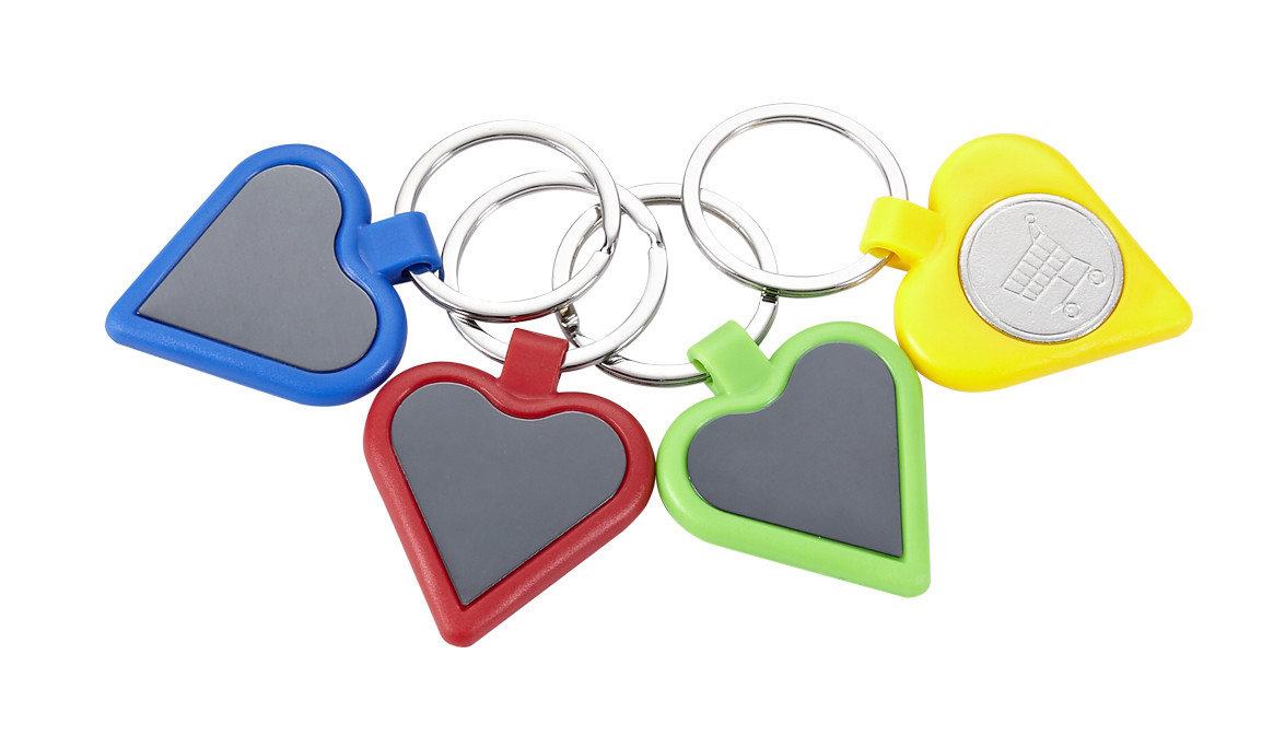 Plastic Nickel Plated Cute Metal Keychain 35mm Heart Shape Key Ring