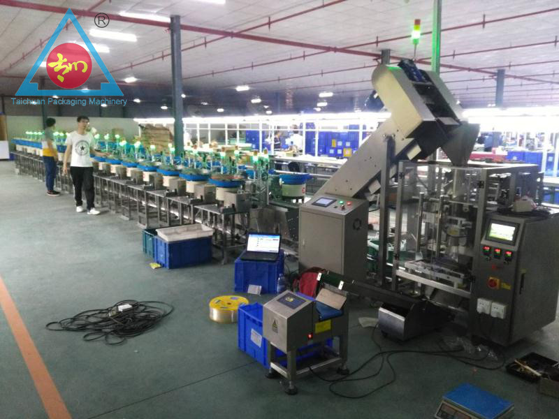 Taichuan factory Autompatic screw nut/screw hardware parts/industrial parts packaging machine With Counting