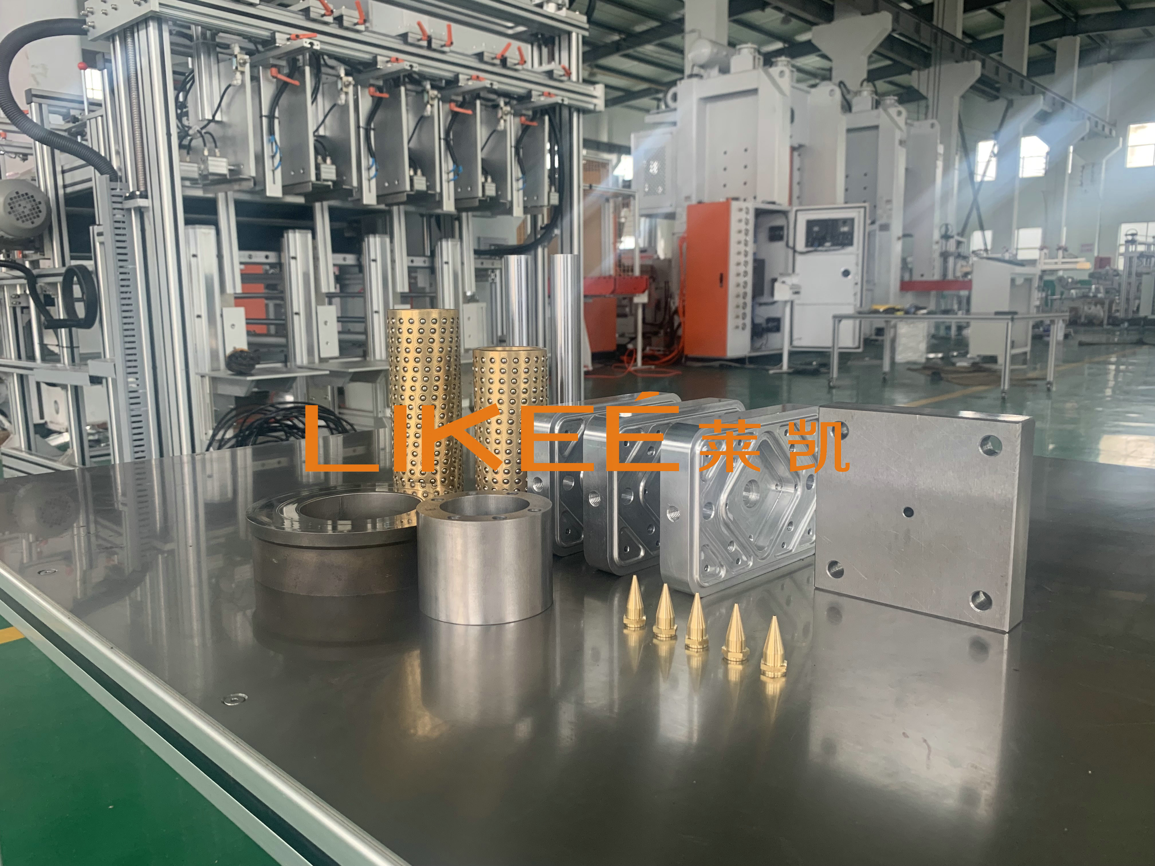 58HRC Aluminium Foil Container Die High Output Foil Container Punching Mould