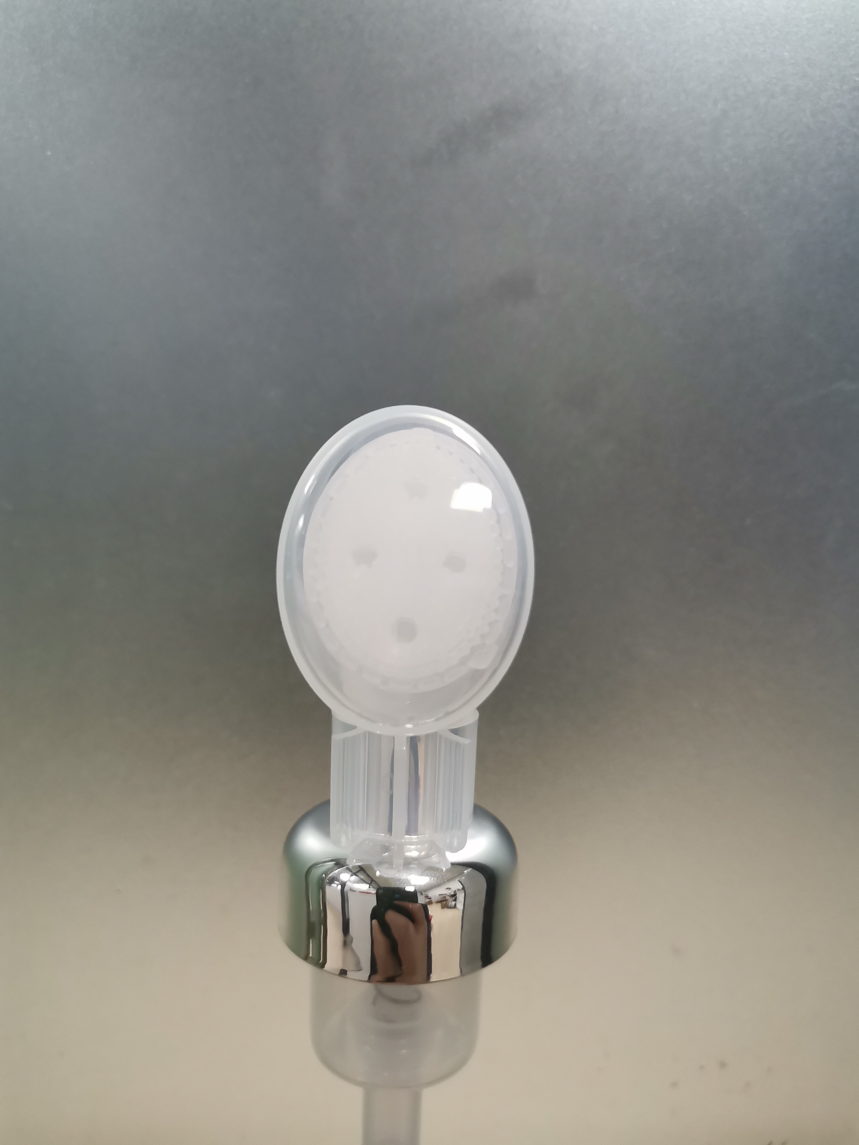 Cream Dispensing Mini Foam Pump With Portable Plastic Core Inside / Outside Carry Easy Use