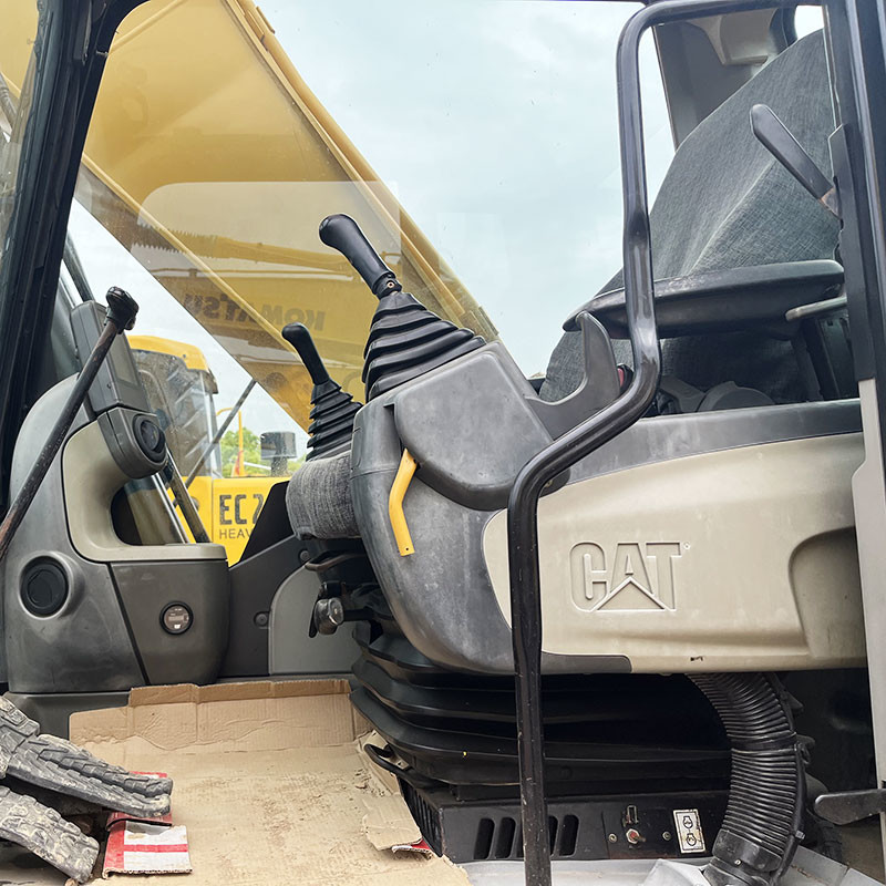 326 Used Caterpillar Excavators 26 Tonnage 1.54m3 Bucket Capacity