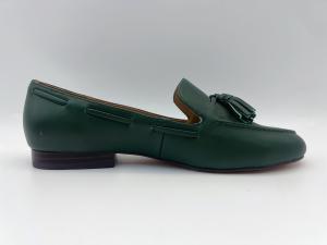China Fashion Womens Flat Leather Shoes Dark Green Non Slip Loafers wholesale