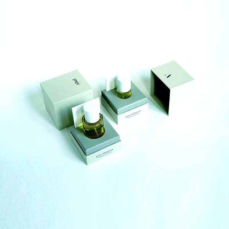 OEM Perfume Rigid Packaging Box Paperboard Material Foldable