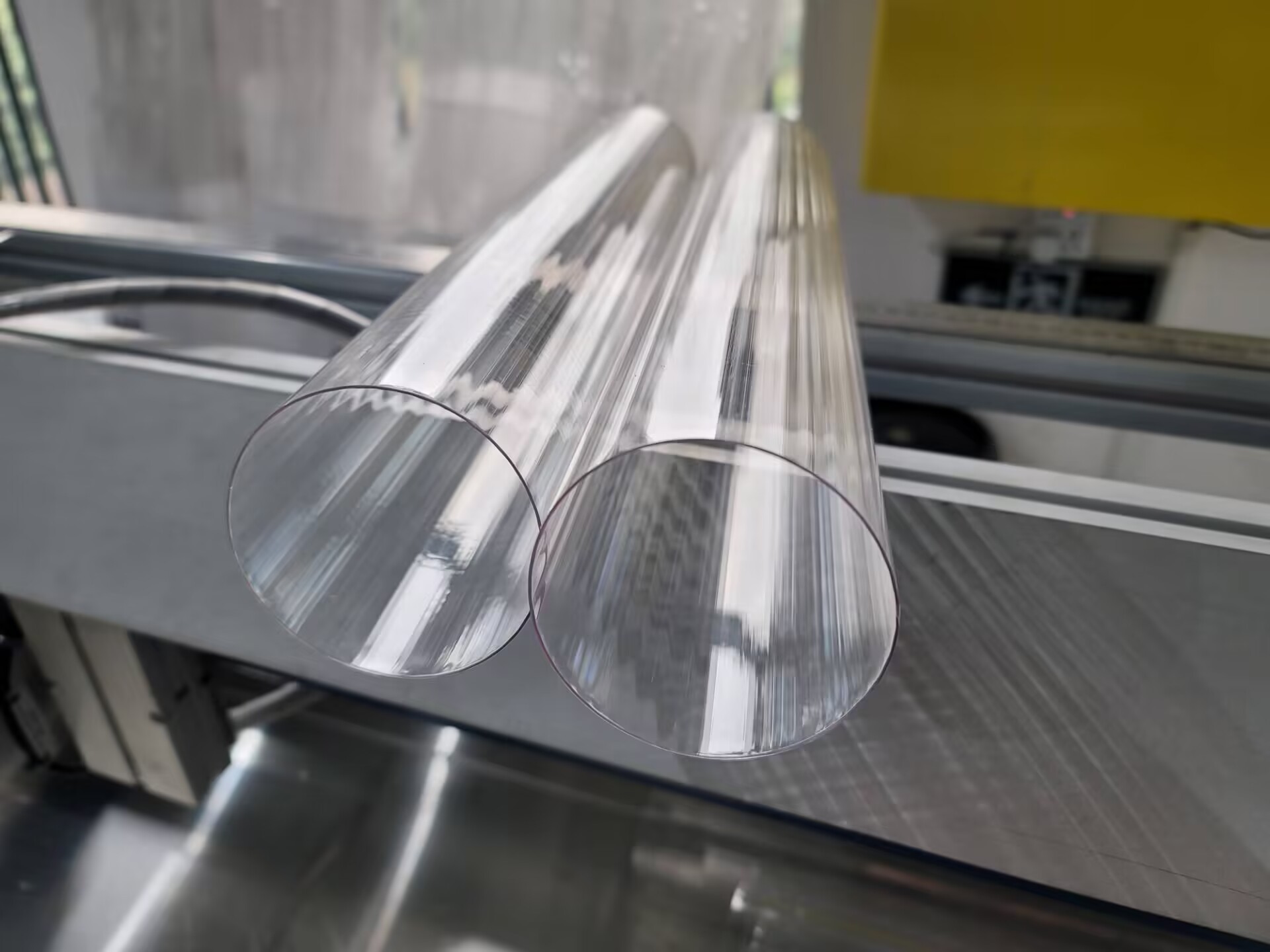 High Efficiency PC Clear Pipe Extrusion Machine Frequency Inverter Control