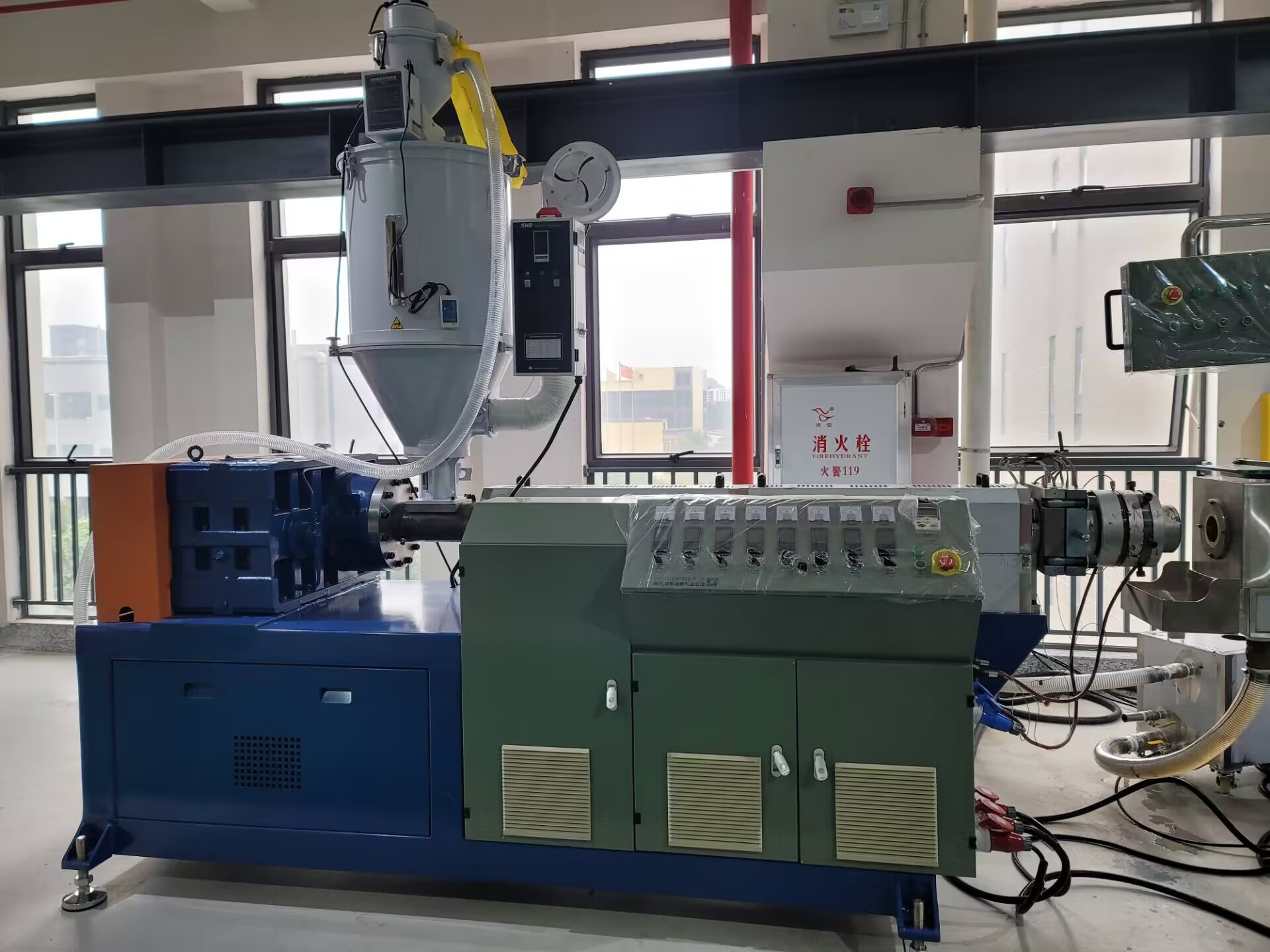 High Efficiency PC Clear Pipe Extrusion Machine Frequency Inverter Control