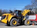 Earth-Moving Machinery 7Ton Hydraulic Articulated Wheel Loader 877H Heavy