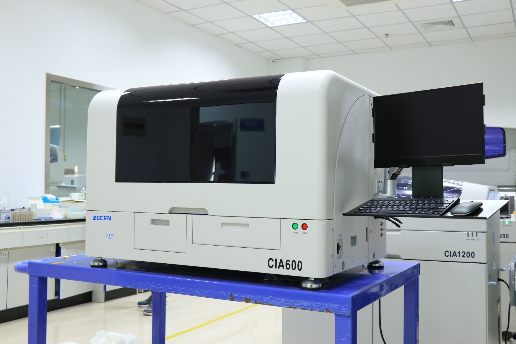 CIA 600 Plus Automated Blood Chemistry Analyzer 60 Tests/Hour