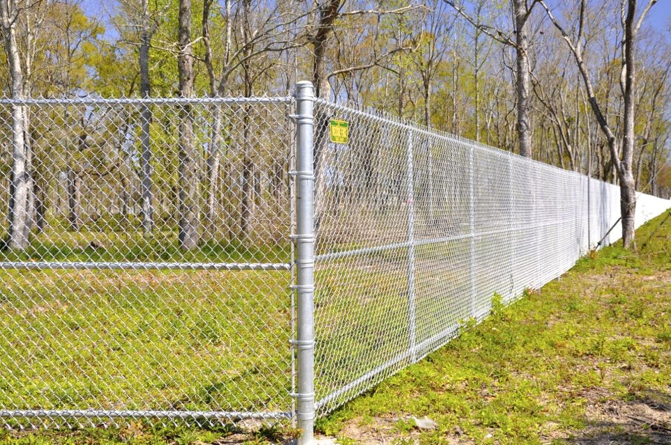 2.4mx10m Chain Link Fence,Hot Dipped Galvanized Black Chain Link Fence Cost