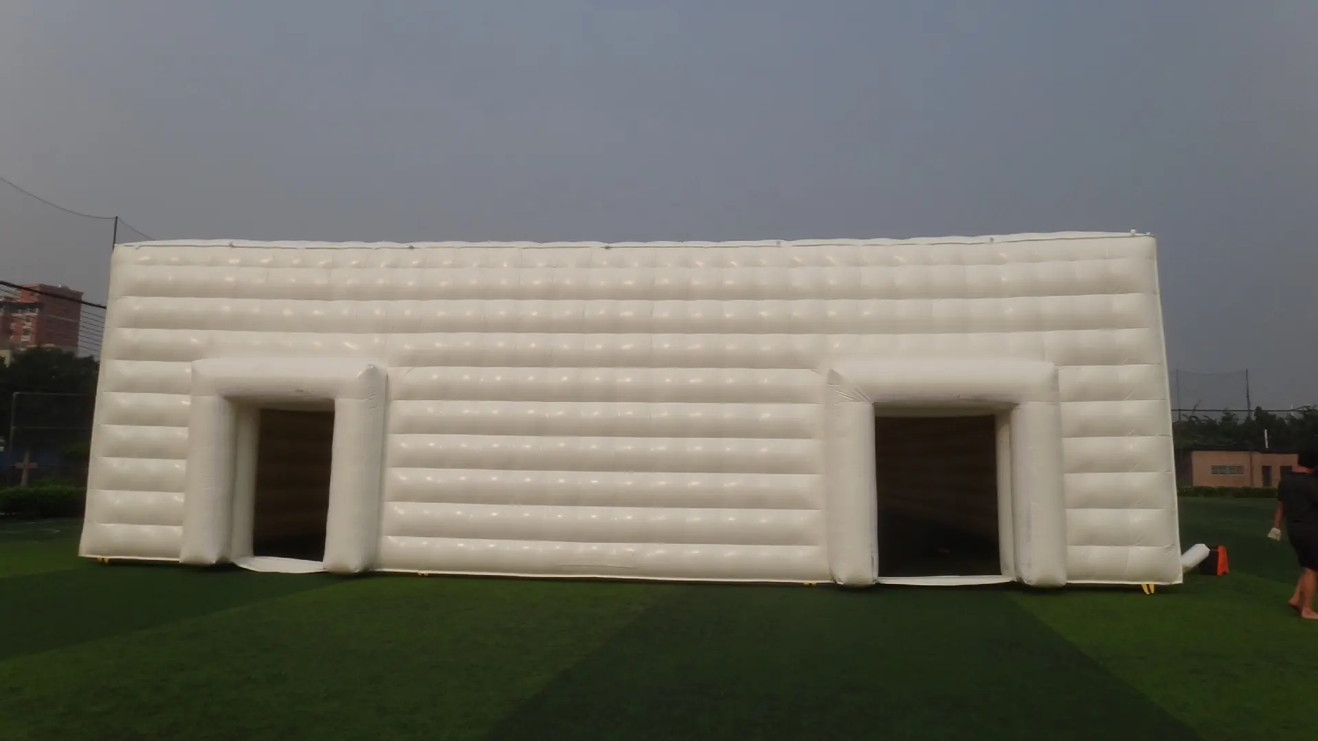 LED Light Inflatable Advertising Balloons Inflatable Air Cube Tent For Rental