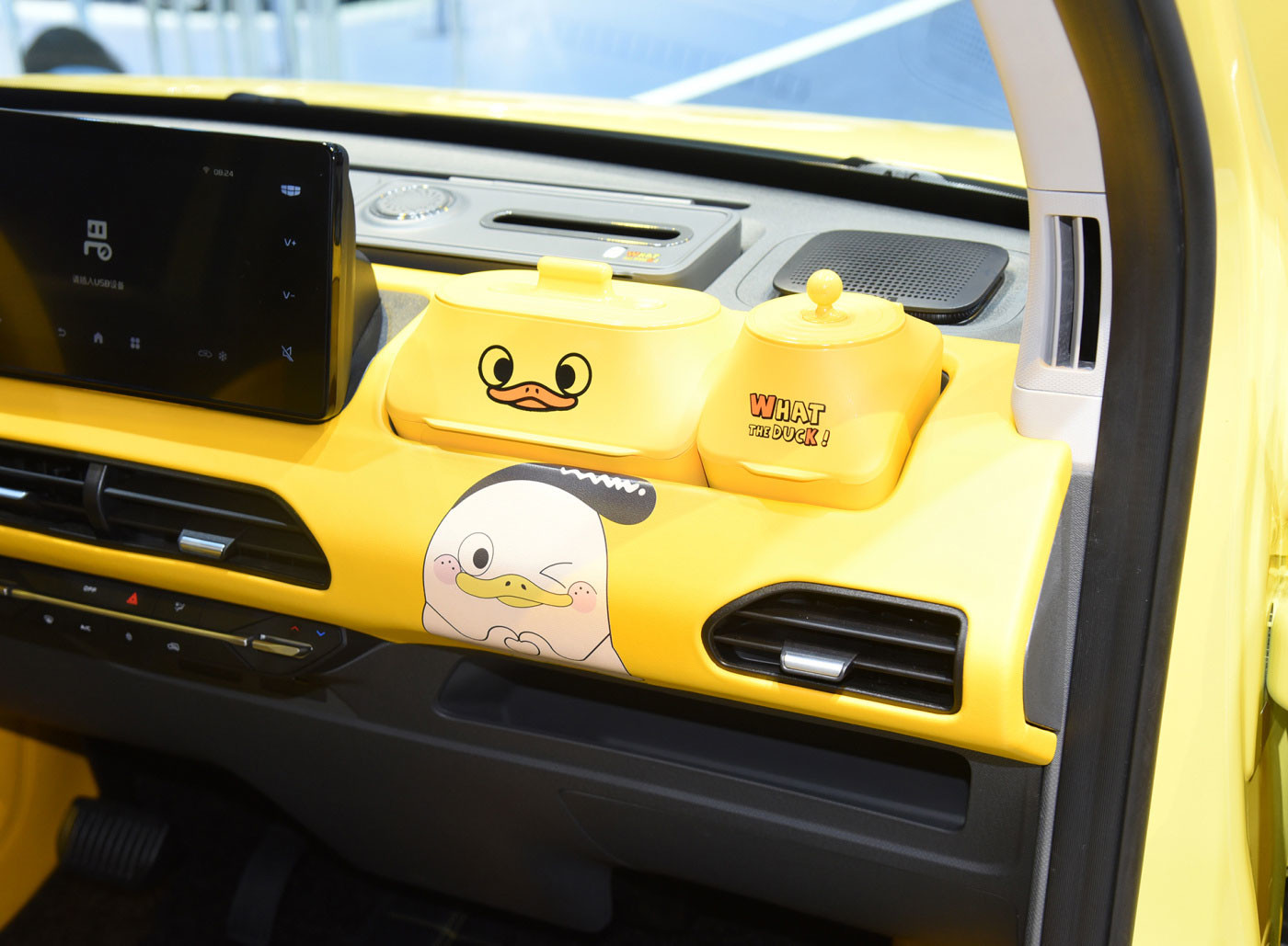 GEELY Panda Chinese Mini Electric Car EV Top Speed 100km/H For Urban Transportation