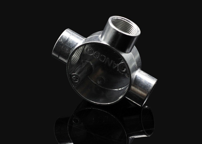 TOPELE 25mm / 32mm BS Electrical Conduit Galvanized Aluminum Circular Junction Box For Conduit Fittings