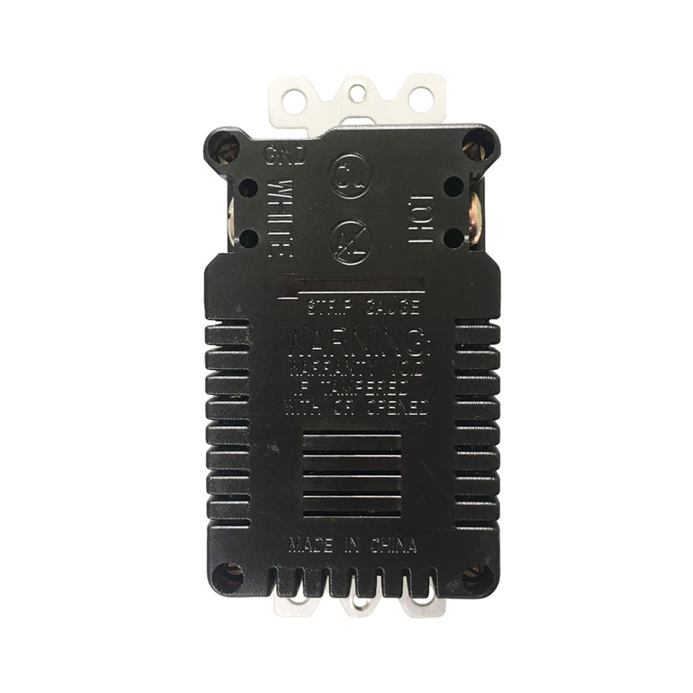 Convenient 4 Charging Ports USB Wall Outlet for American Market Rated Current 2.4v-3A
