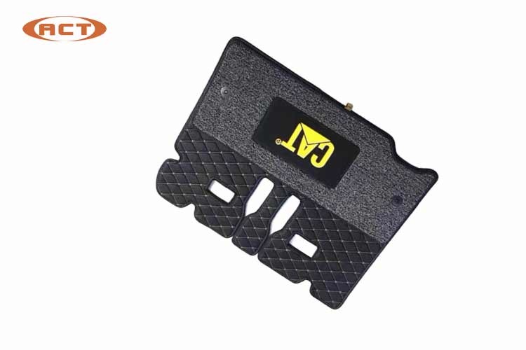 Cab Spare Parts erpillar E200B Floor Mat / Excavator Accessories