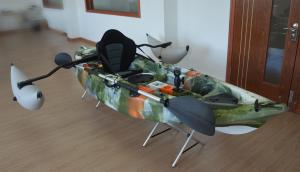 China Deluxe Seat 2.7m Auge Sea Touring Kayak With Strong Alloy Kayak Paddle wholesale