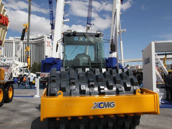 14ton Single Drum Road Roller with Pad Foot 143j Compactor