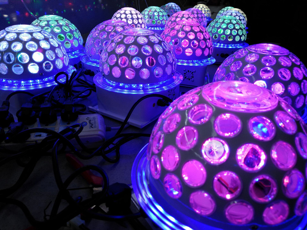Mini Led Rgb Crystal Magic Ball Effect Light 6x3W With 5 Color Circular Motion Effect