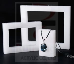 China Luxury white Necklace Display, jewelry display block, Customized necklace display block wholesale