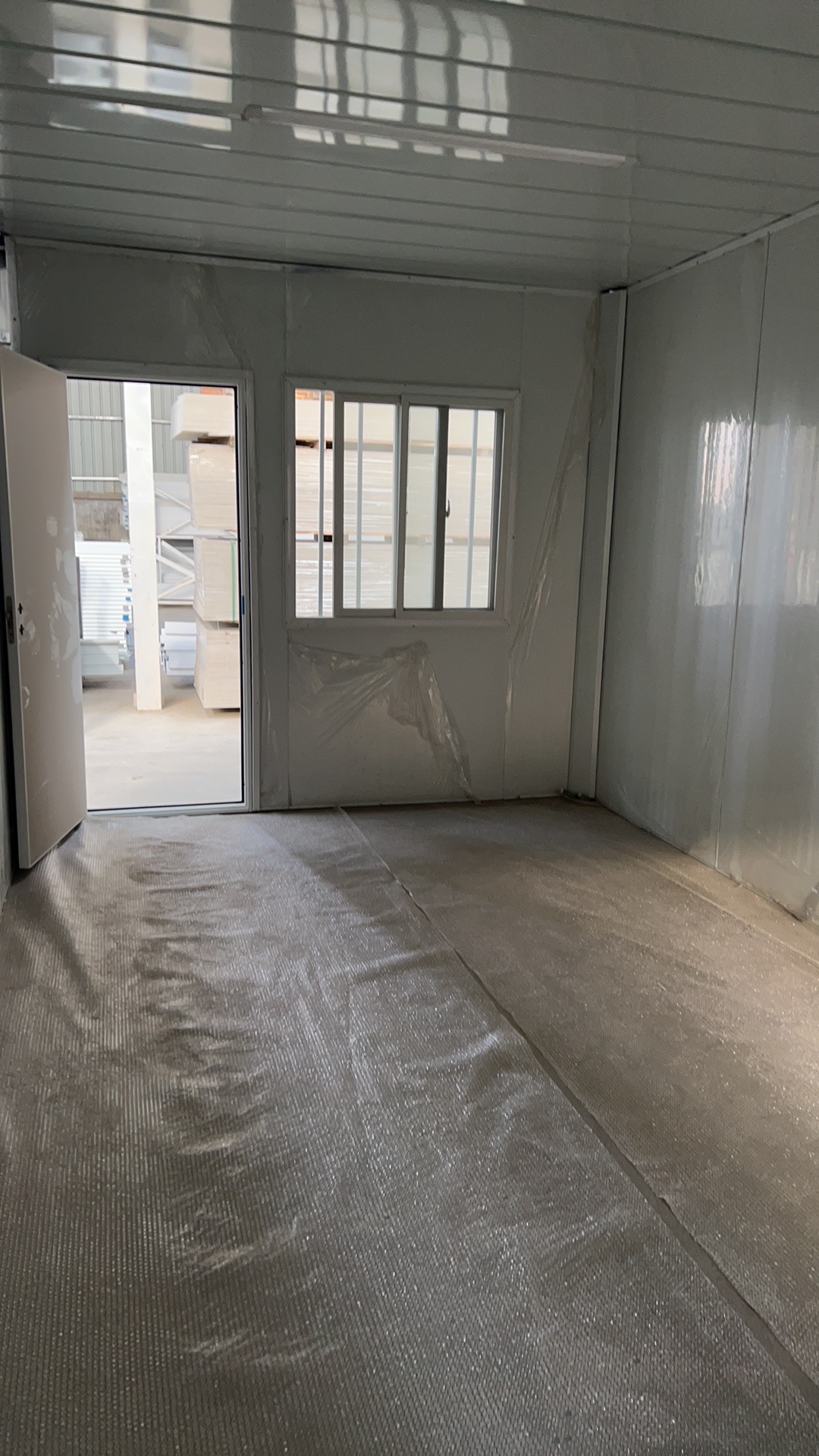 Portable Foldable Heat And Sound Luxury Apartment Fast Install Folding Container House Beautiful and with Optional Wall