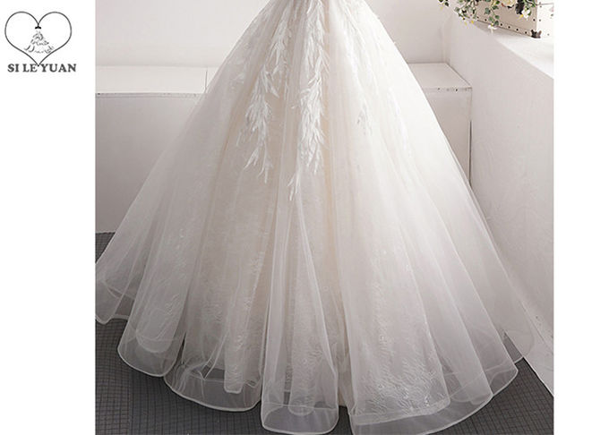 Half Sleeve Lace Ball Gown Wedding Dress Off White Beading V - Neck Back Bandage Floor Length Dress