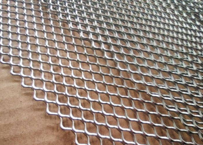 5*8mm Hole 0.7mm Thickness Expanded Metal Mesh , Expanded Aluminium Mesh Diamond Hoe