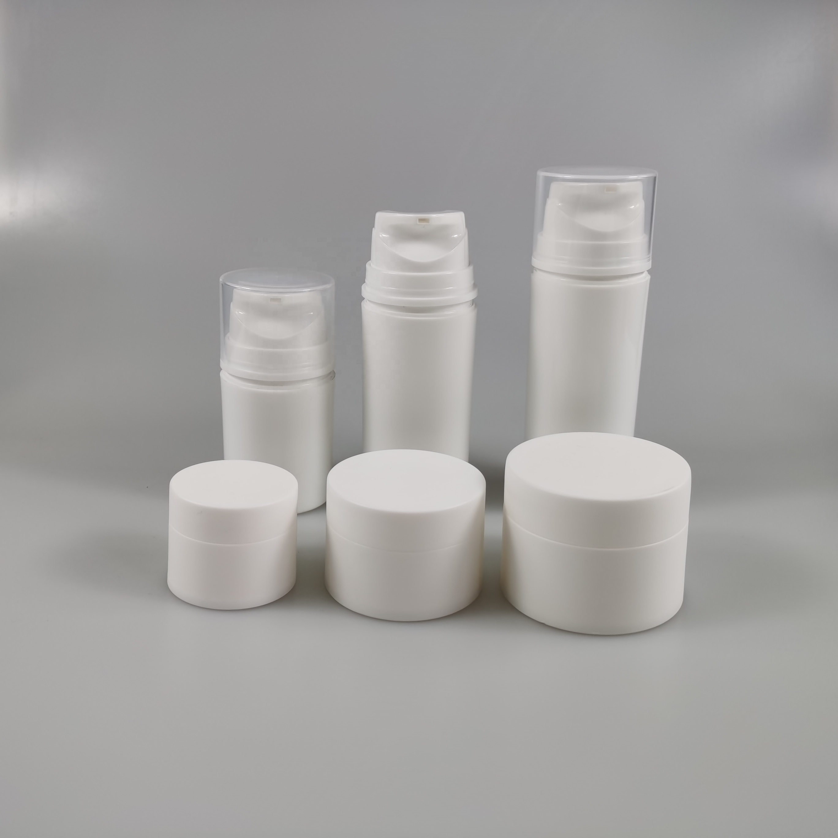 120ml Custom White Color PET Round Foamer Pump Soap Foam Bottle for Beauty Packaging
