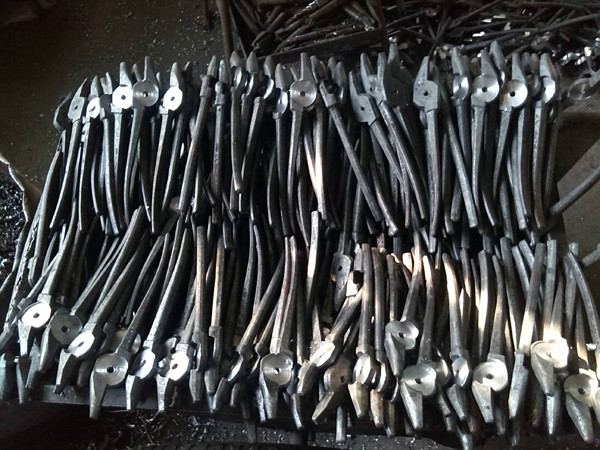 Fencing plier 8inch 10inch with multi functional round nose QL1207