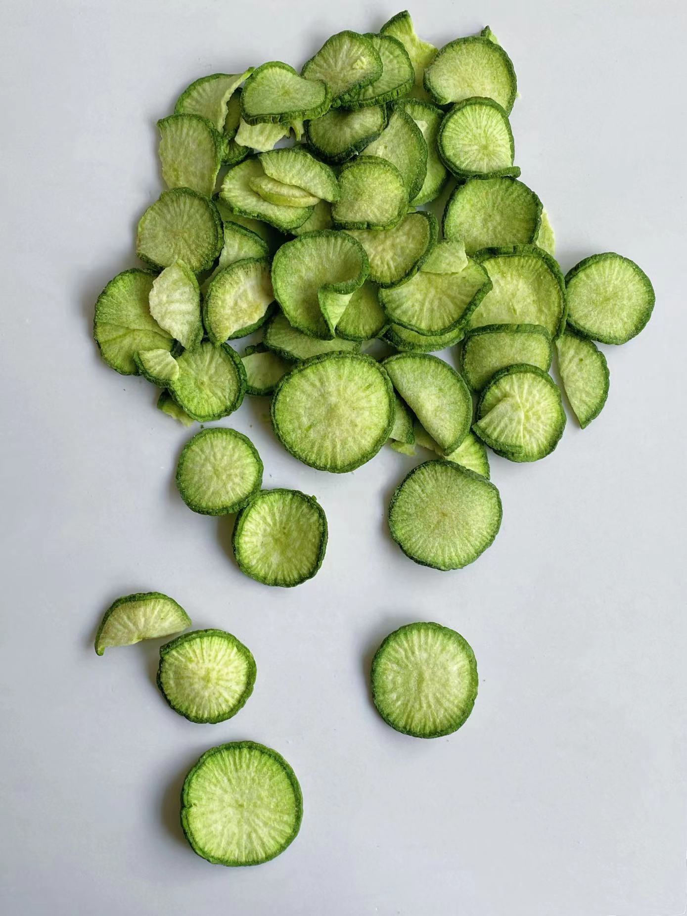 Green Turnip Slices Root Vegetable Chips Nutritious Lotus Root Chips