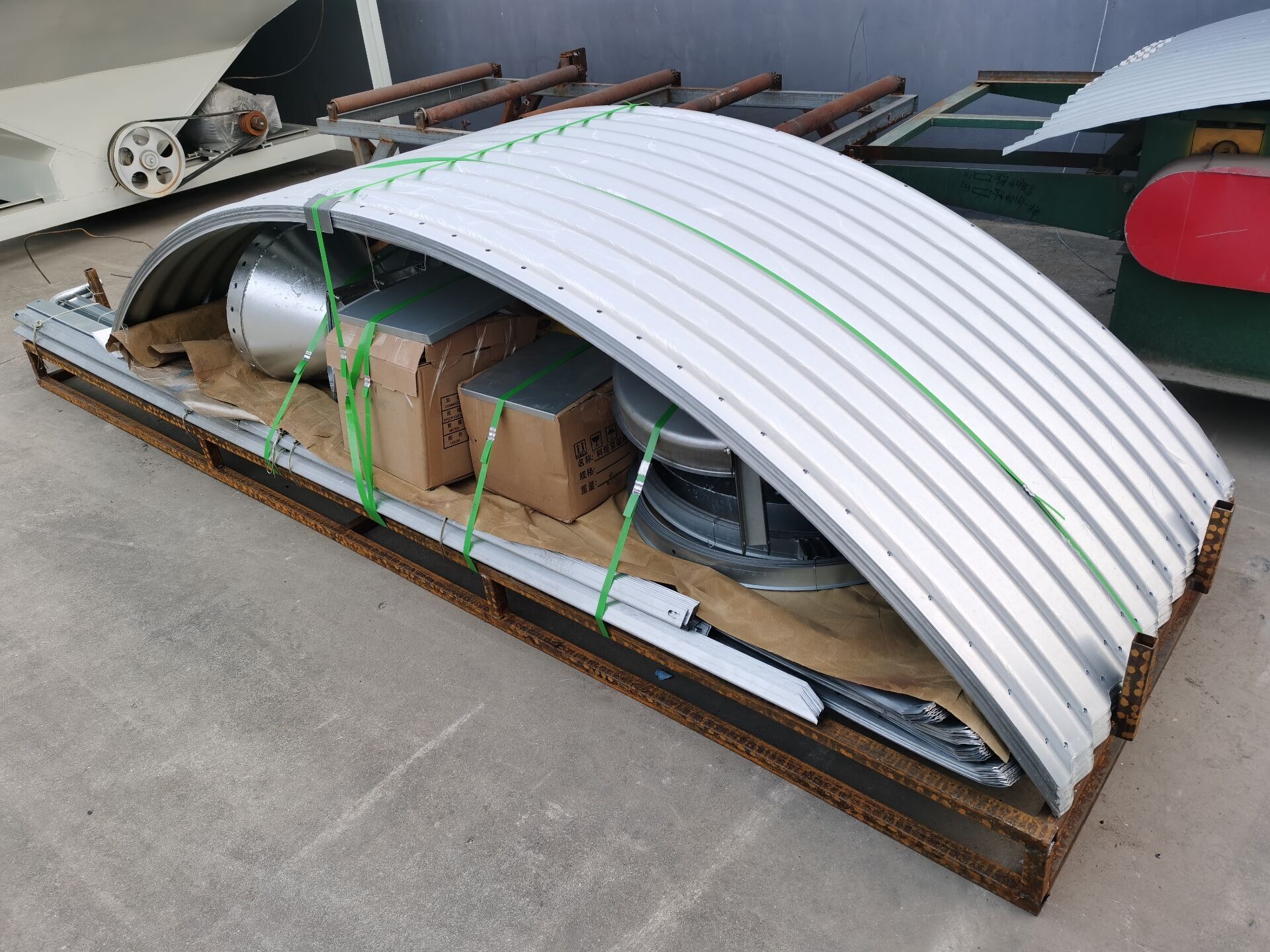 Commercial Prefabricated Metal Buildings with Custom Colors and Welding Space Design