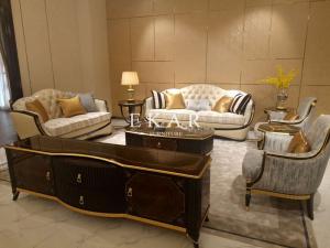China Upholstery 7 Seater Italian Fabric Leather Sofa Set wholesale