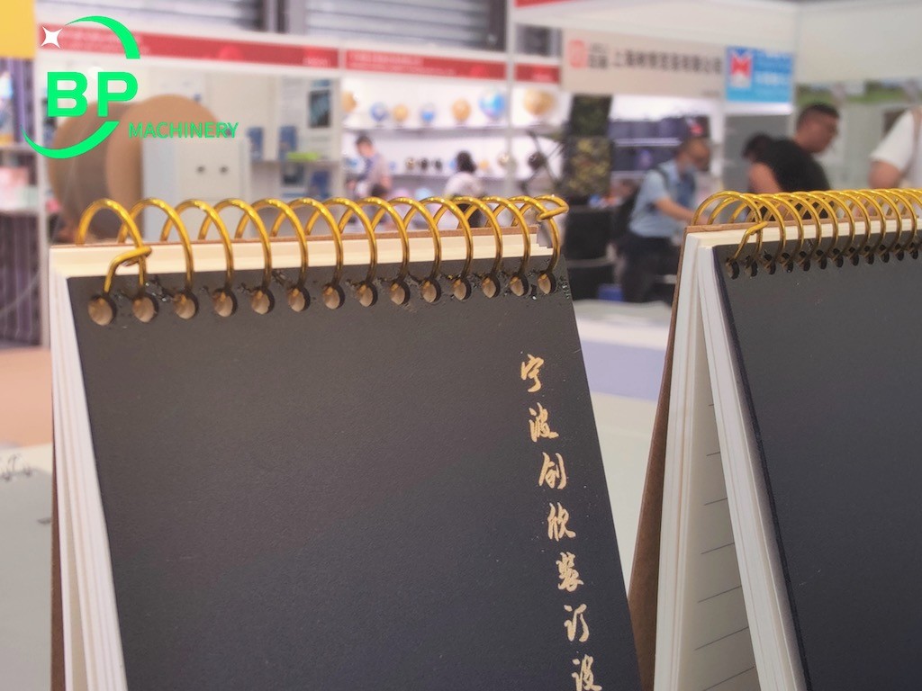 China metal spiral coil lock notebook - Ningbo Bp Machinery
