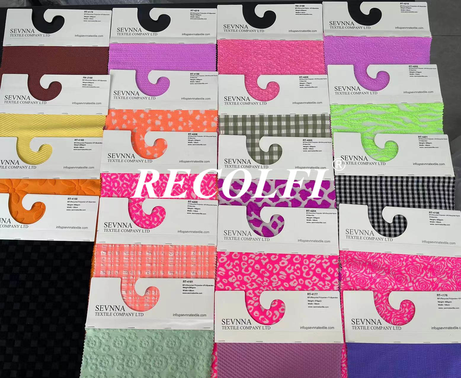 Sustainable Recycled Activewaer Knit Fabric Solid Color Stretch Athletic Wear