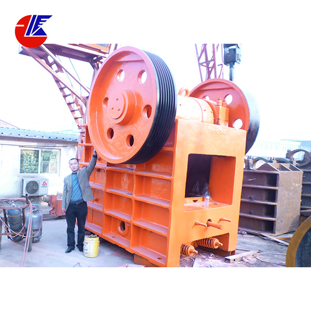 construction industrial 250 T/H Welding Jaw Stone Crusher