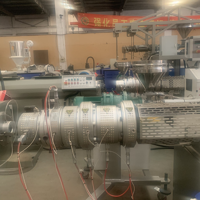 Single Screw PLA HDPE Water Pipe Extruder 100kg/H