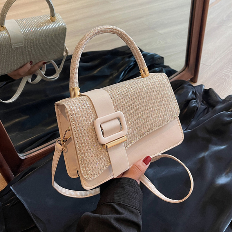 Korean Style PU Leather Woman Crossbody Bag with Polyester Lining and Single Strap