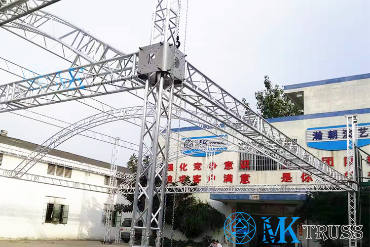 Indoor and Outdoor Concert Stage Truss Fit 400 in Silver or Black with OEM Service