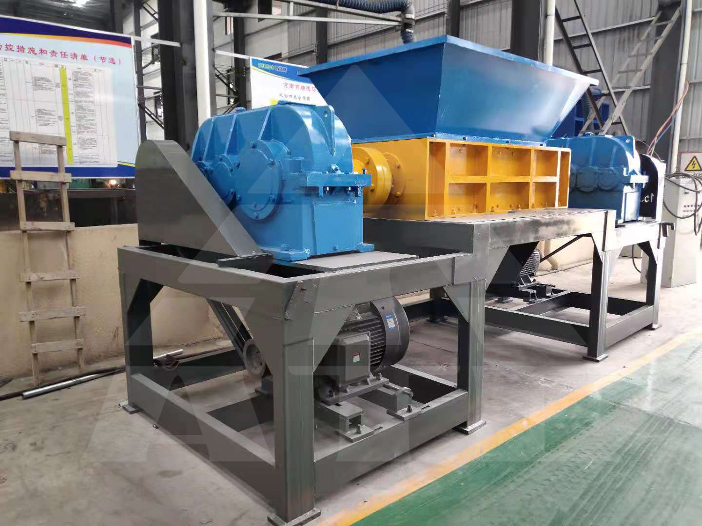 Full Automatic Industrial Tyre Shredder 2T-3T Car Tyre Shredder Recycling