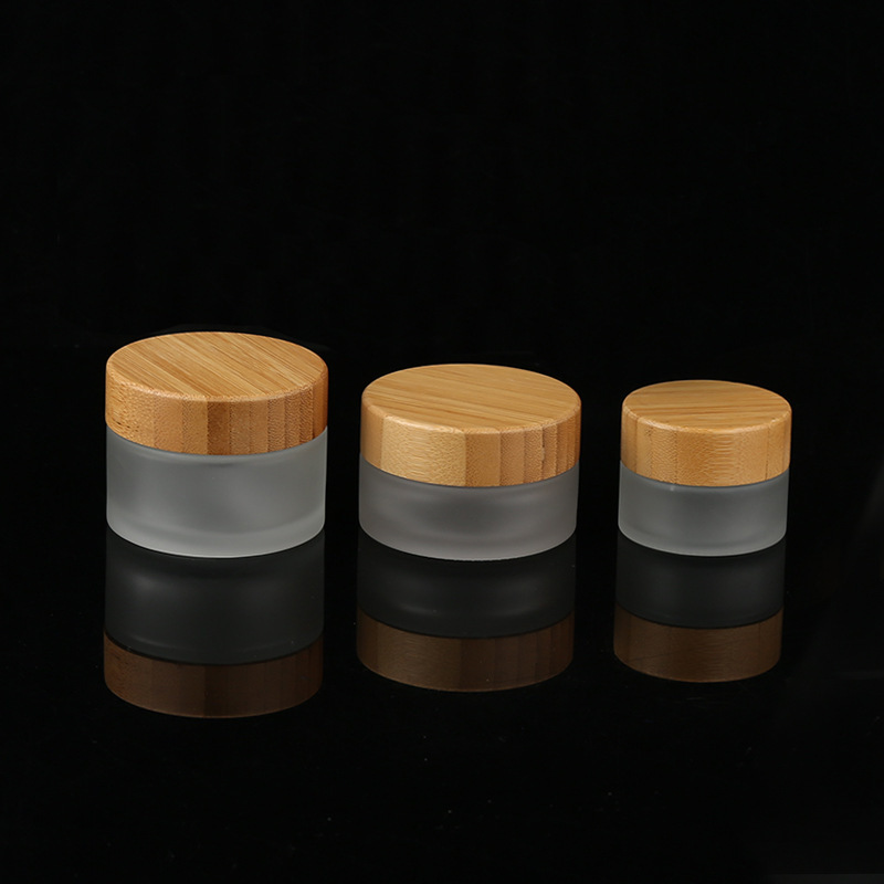 3g 5g Lip Balm Container Round Bamboo Lipbalm Packaging Tubes for Sustainable and Environmentally Friendly Beauty