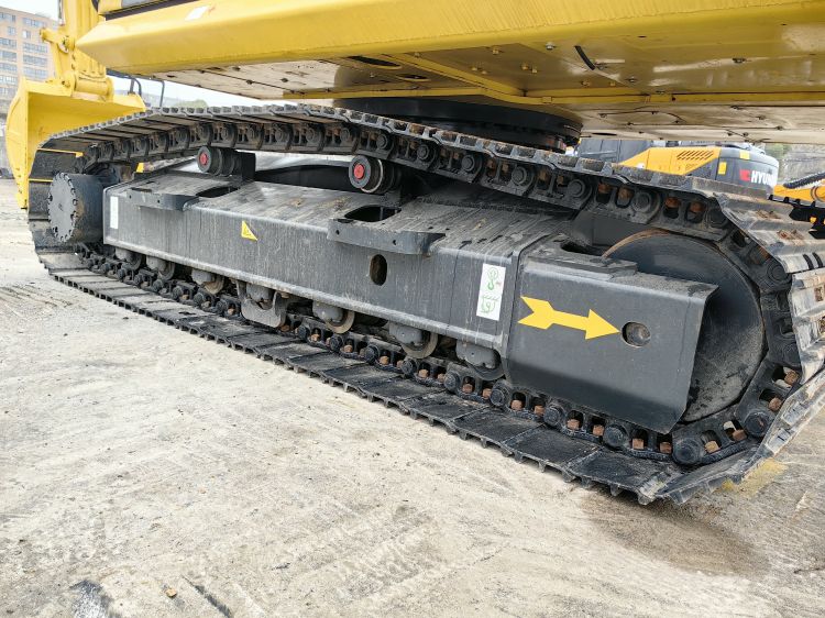 2021 Year Original Hydraulic Pump 20 Ton Used Komatsu PC200-8 Excavator in Shanghai