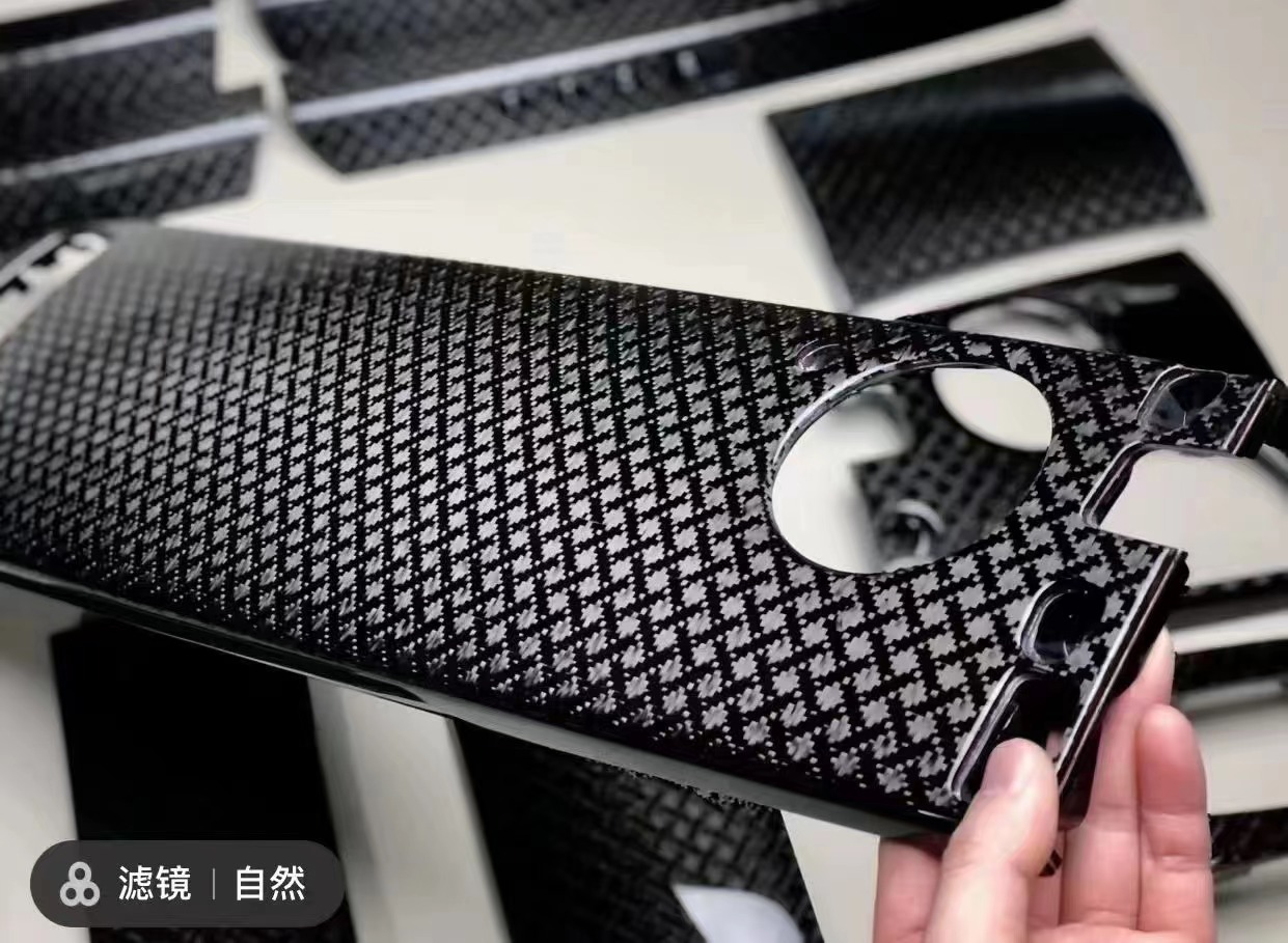 2018 Cullinan Rolls Royce Body Kit Dry Carbon Fiber Interior Trim Center Panel