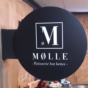 China Outdoor 12V LED Business Restaurant Sign Board Black Painting Double Sided wholesale