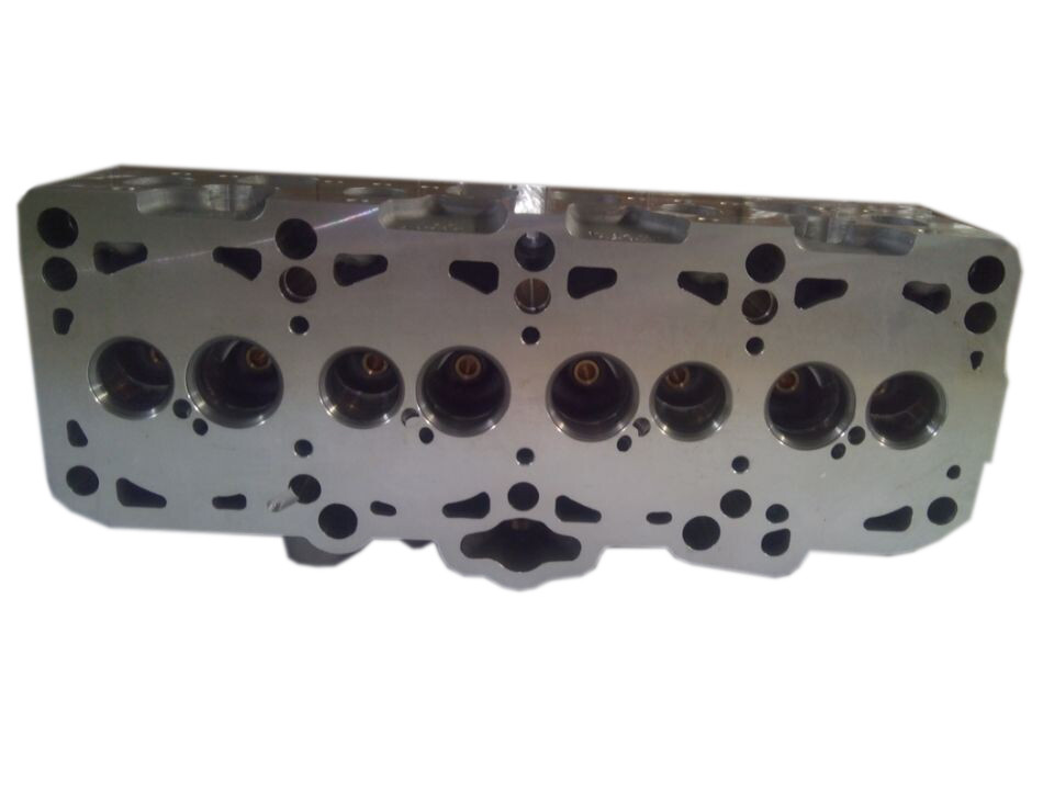 Automotive Cylinder Head For Vw Caddy Aluminum Materials OEM 038103351B