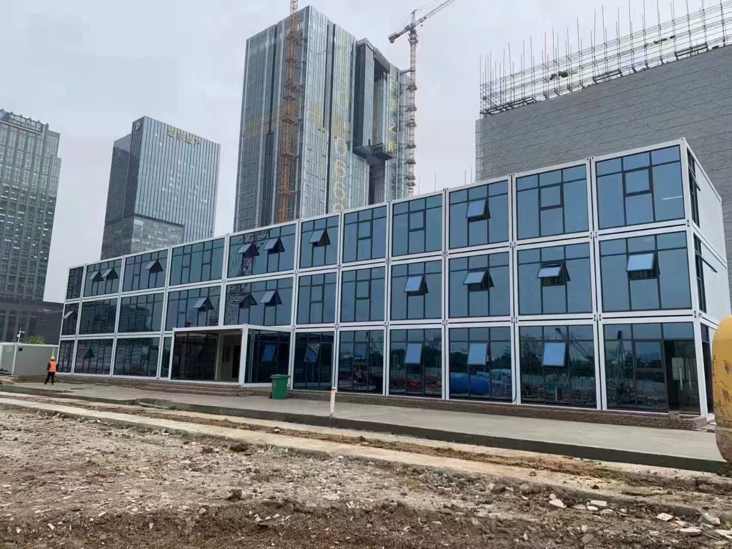 Office And Residential Prefabricated Container House Soundproof Modular Home Container