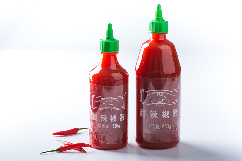 Hot Sriracha Chili Sauce 0.2-1KG Weight Chili Pepper Sauce