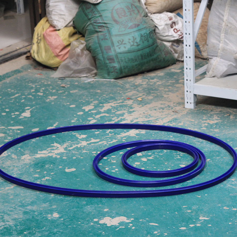 Large Size Big Spliced Vulcanized FKM FPM -Ring Molded Joint O Ring Seals Oversized Oring