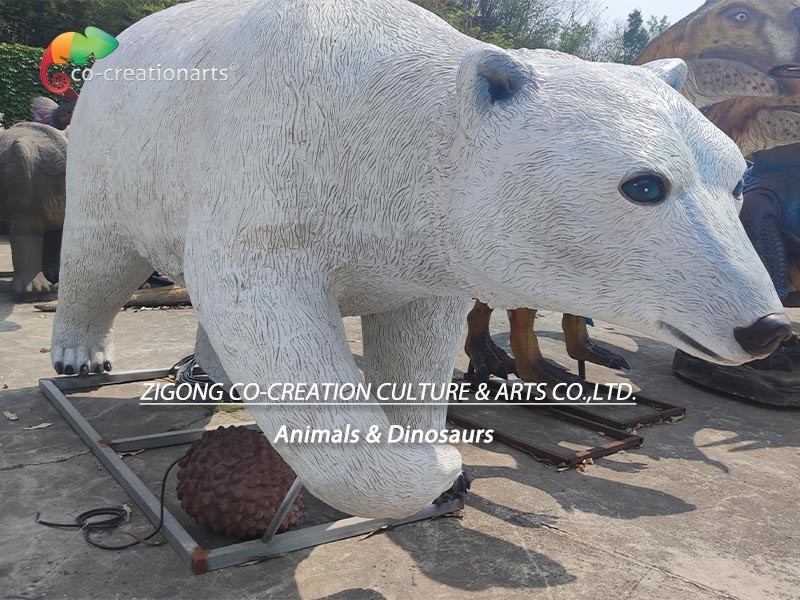 Sunproof Outdoor Fiberglass Animals Polar Bear